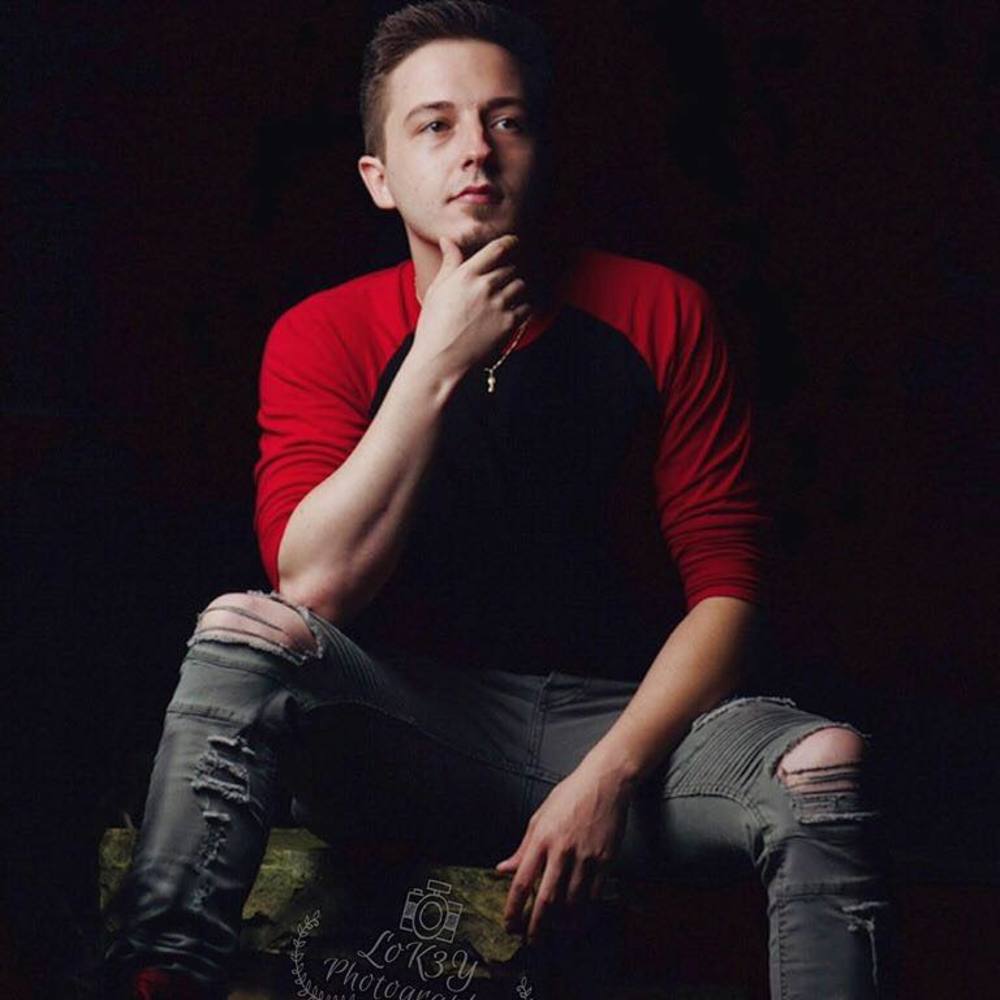 Meet your Posher, Quinton